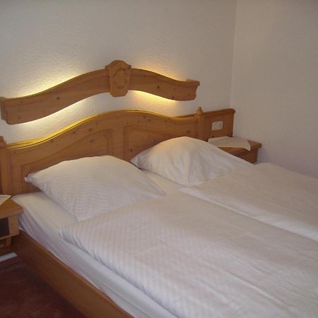 Hotel Am Bahnhof Stendal Ngoại thất bức ảnh